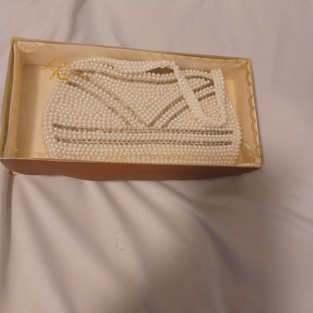 La Regale Vintage Beaded Evening Bag